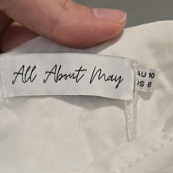 All About May• Lenora One-Shoulder White Ruffled Asymmetric Dress. Sz 6 - Picture 8 of 16